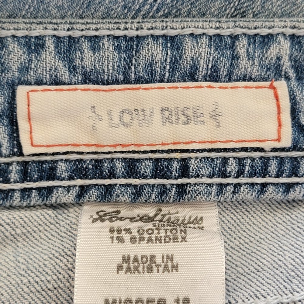 Levi Strauss Signature Vintage Denim Jean Shorts - Picture 14 of 16
